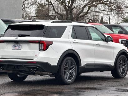 New 2026 Ford Explorer ST w/ Sun And Sound Package