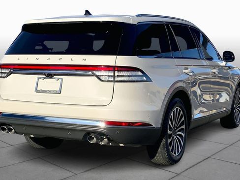Used 2023 Lincoln Aviator Reserve w/ Elements Package Plus image 12