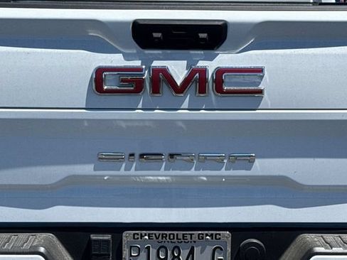 Used 2025 GMC Sierra 2500 AT4 w/ AT4 Premium Plus Package AWD/4WD image 49