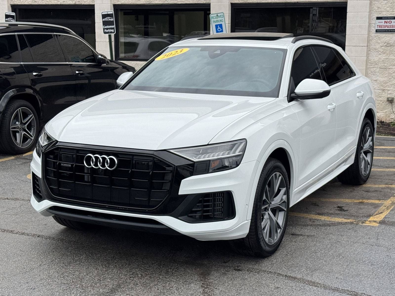 Used 2023 Audi Q8 Premium w/ Convenience Package AWD/4WD image 19