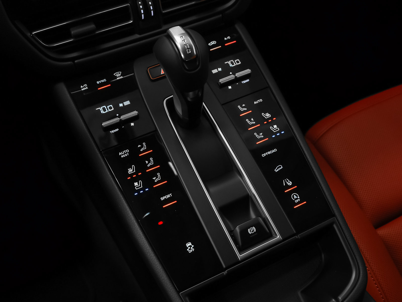Certified 2026 Porsche Macan AWD/4WD image 34