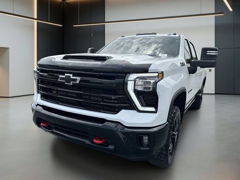 Used 2025 Chevrolet Silverado 3500 LTZ w/ LTZ Plus Package AWD/4WD image 11