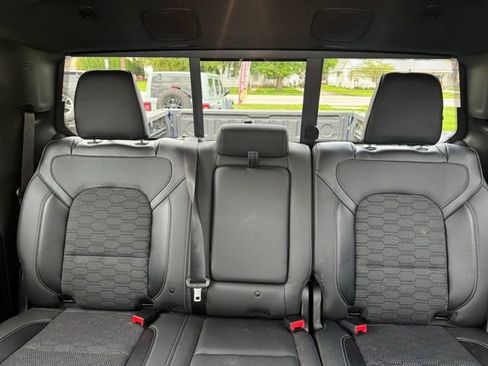 Used 2023 RAM 1500 Big Horn AWD/4WD image 38