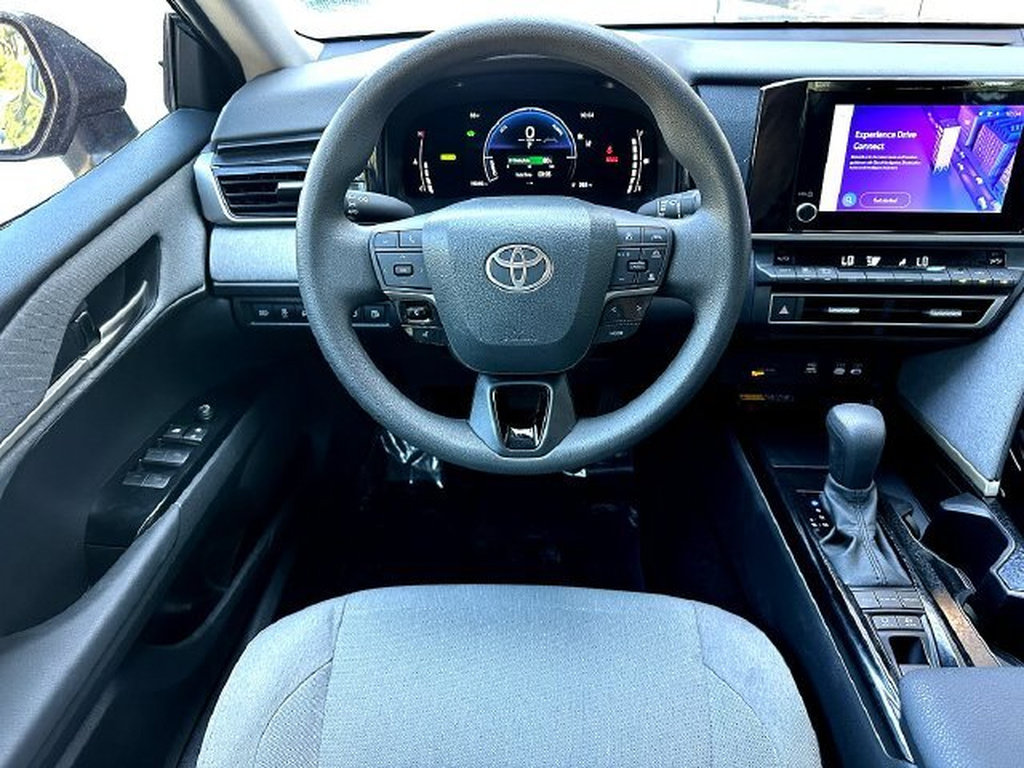 Certified 2025 Toyota Camry LE FWD image 20