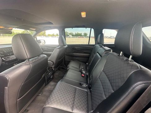 Used 2023 Honda Passport Elite image 13