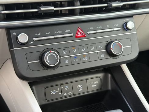 Certified 2026 Hyundai Tucson SE FWD image 28