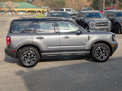 New 2026 Ford Bronco Sport Outer Banks w/ Outer Banks Tech Package+ AWD/4WD image 8