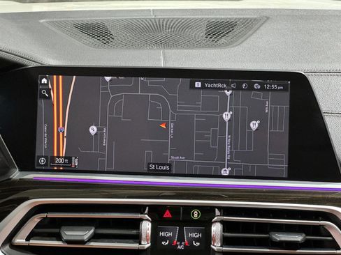 Used 2021 BMW X7 xDrive40i w/ Premium Package image 17