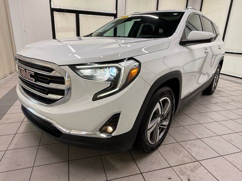 Used 2018 GMC Terrain SLT w/ Preferred Package AWD/4WD image 10