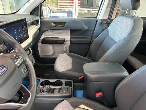 Certified 2025 Ford Maverick XLT w/ XLT Luxury Package FWD image 19