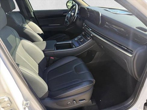 Used 2023 Hyundai Palisade Calligraphy w/ Cargo Package image 17