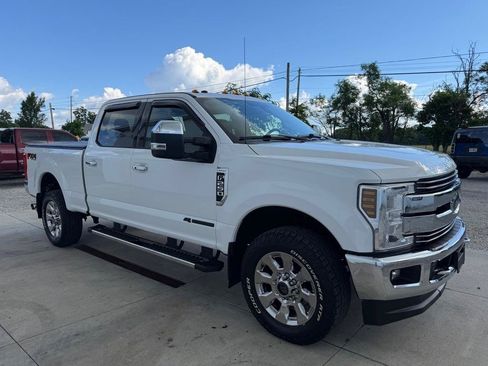 Used 2018 Ford F250 Lariat w/ Lariat Ultimate Package AWD/4WD image 6