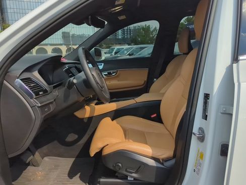 Used 2023 Volvo XC90 B6 Ultimate w/ Protection Package Premier AWD/4WD image 11