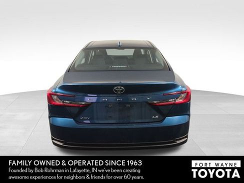Used 2025 Toyota Camry LE image 8