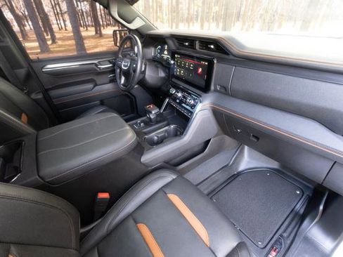 Used 2023 GMC Sierra 1500 AT4 w/ AT4 Premium Package image 25