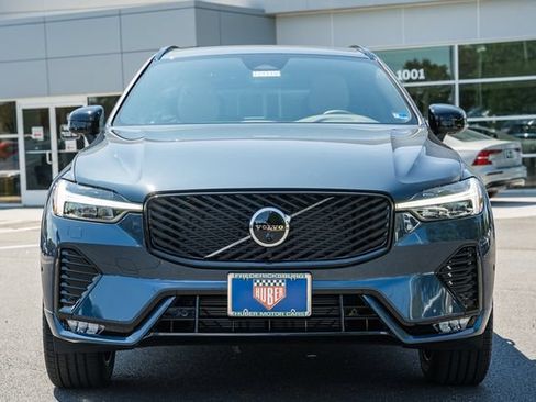 New 2027 Volvo XC60 B5 Plus AWD/4WD image 2