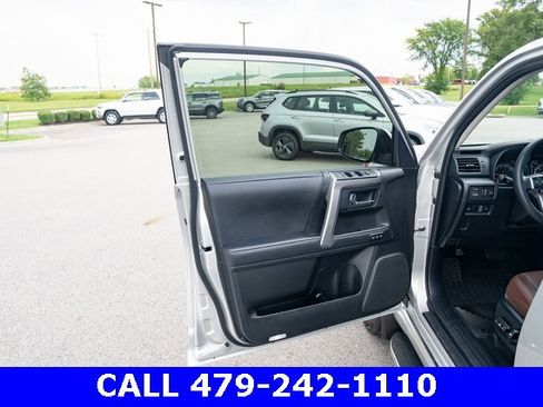 Used 2024 Toyota 4Runner Limited image 11