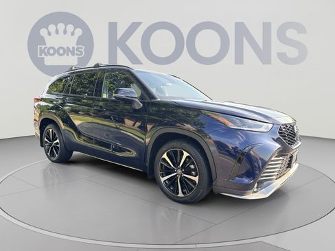 Used 2022 Toyota Highlander XSE AWD/4WD image 8