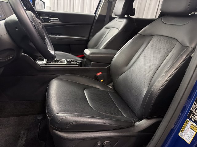 Certified 2024 Kia Sportage EX AWD/4WD image 10