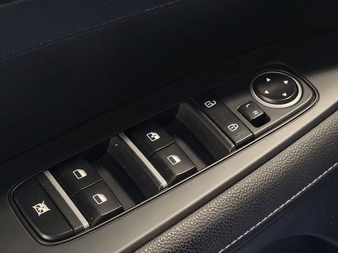 Used 2023 Kia Forte GT-Line w/ GT-Line Technology Package FWD image 27