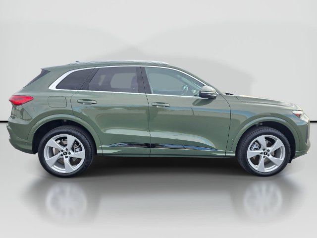 Used 2025 Audi Q5 Premium w/ Premium Plus AWD/4WD image 6