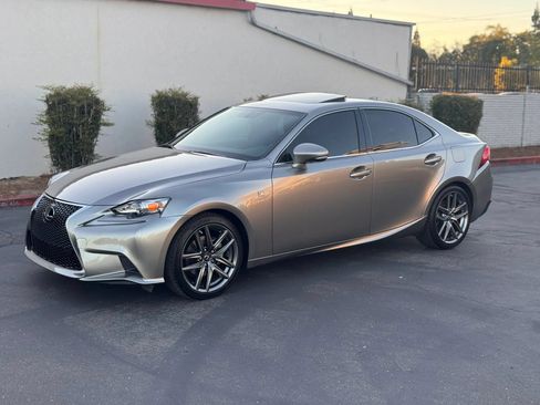 Used 2015 Lexus IS 250 w/ F-Sport Package RWD image 2