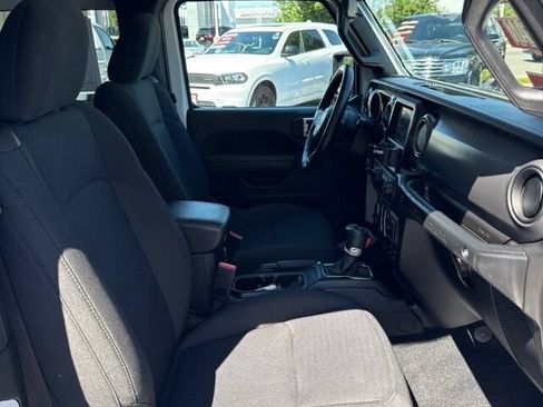 Used 2022 Jeep Wrangler Sport AWD/4WD image 14
