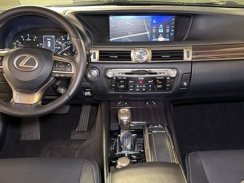 Used 2018 Lexus GS 350 AWD w/ Premium Package image 15