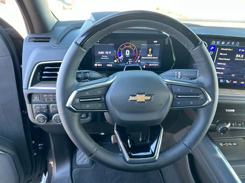 New 2026 Chevrolet Suburban High Country image 14