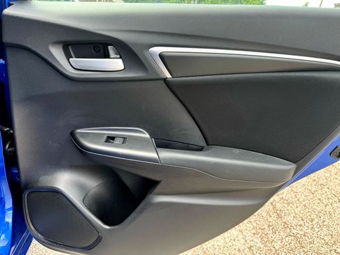 Used 2020 Honda Fit LX image 23