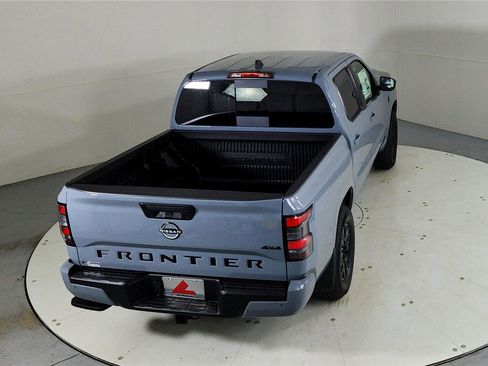 New 2026 Nissan Frontier SV w/ Tow Package image 43