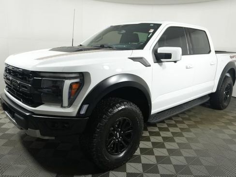 Used 2025 Ford F150 Raptor image 7