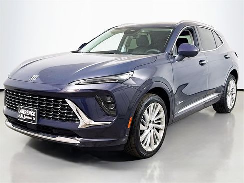 New 2026 Buick Envision Avenir image 1