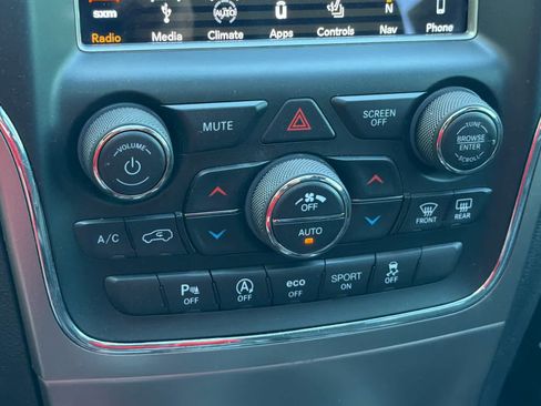 Used 2018 Jeep Grand Cherokee Limited w/ Luxury Group II AWD/4WD image 23