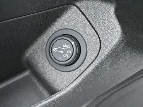 Used 2022 GMC Terrain AT4 AWD/4WD image 14