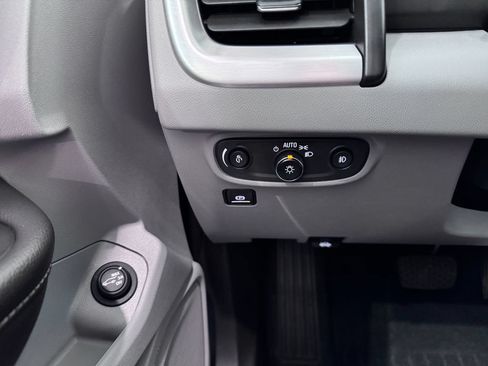 Certified 2022 GMC Terrain SLT AWD/4WD image 24