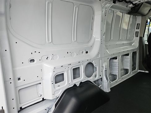 New 2025 Ford Transit 150 Low Roof image 22