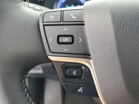 Used 2026 Toyota Crown Signia AWD/4WD image 24