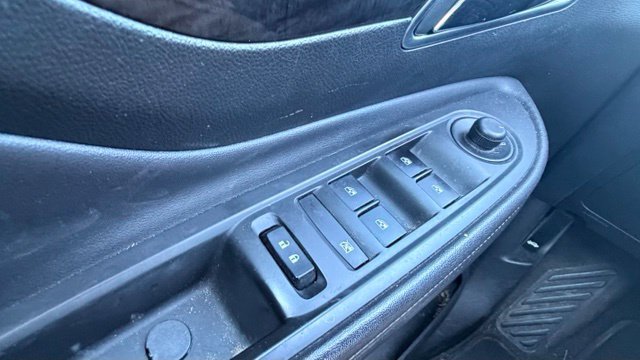 Used 2015 Buick Encore Leather FWD image 22