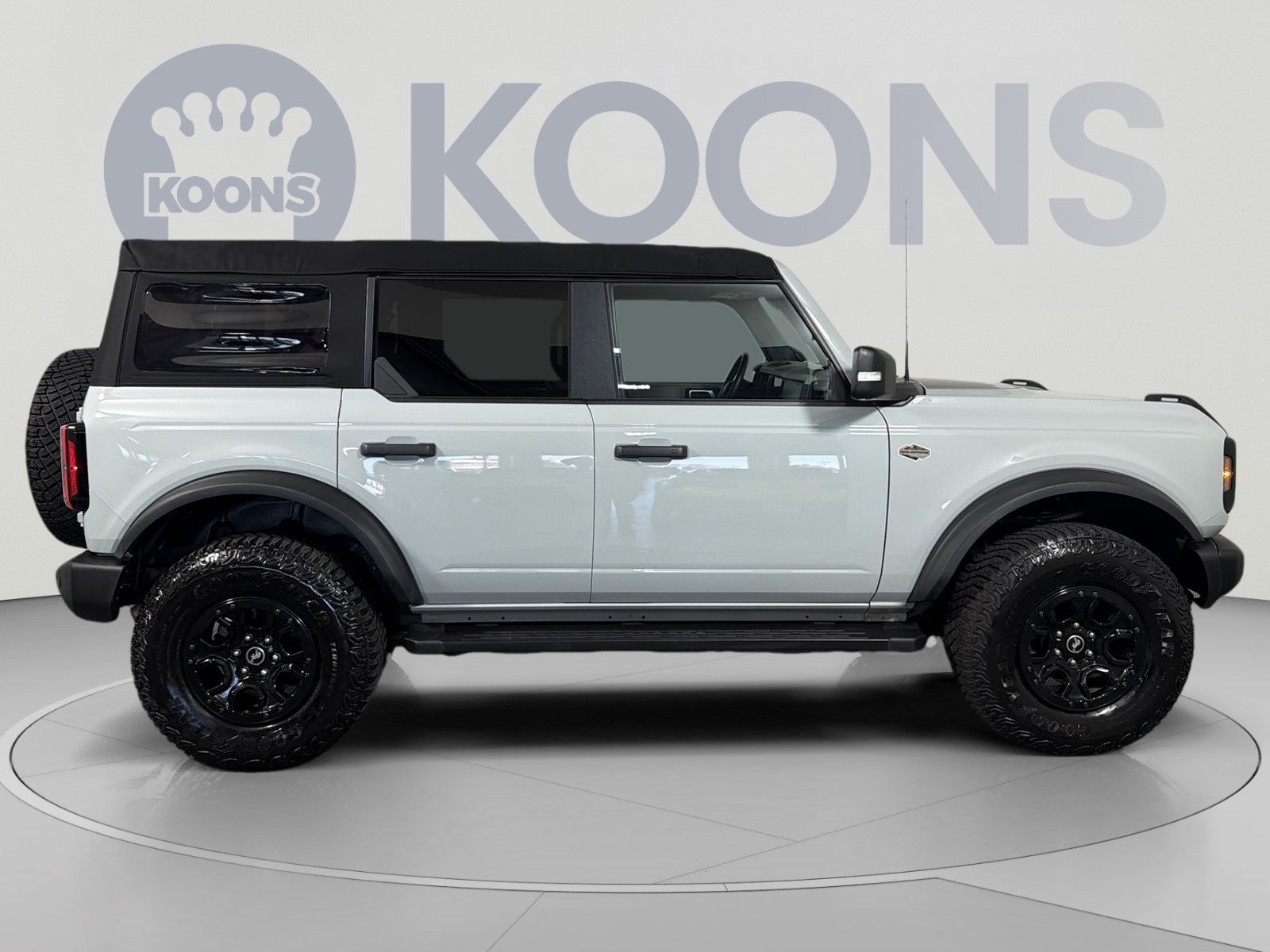 Used 2023 Ford Bronco Wildtrak AWD/4WD image 8
