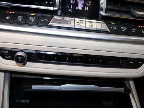 Used 2019 BMW 330i xDrive 330i xDrive image 43