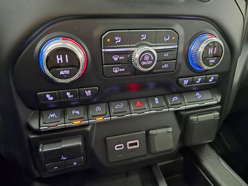 Used 2019 GMC Sierra 1500 AT4 w/ AT4 Premium Package image 38