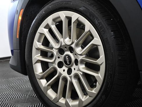 Certified 2025 MINI Cooper S image 38