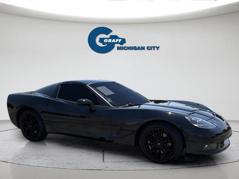 Used 2013 Chevrolet Corvette Coupe w/ 3LT Preferred Equipment Group RWD image 8
