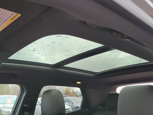 Used 2023 Chevrolet TrailBlazer ACTIV w/ Sun and Liftgate Package image 24