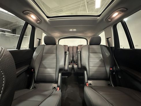 New 2026 Mercedes-Benz GLS 450 4MATIC image 16