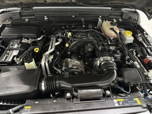 Used 2021 Jeep Wrangler Unlimited Rubicon image 31