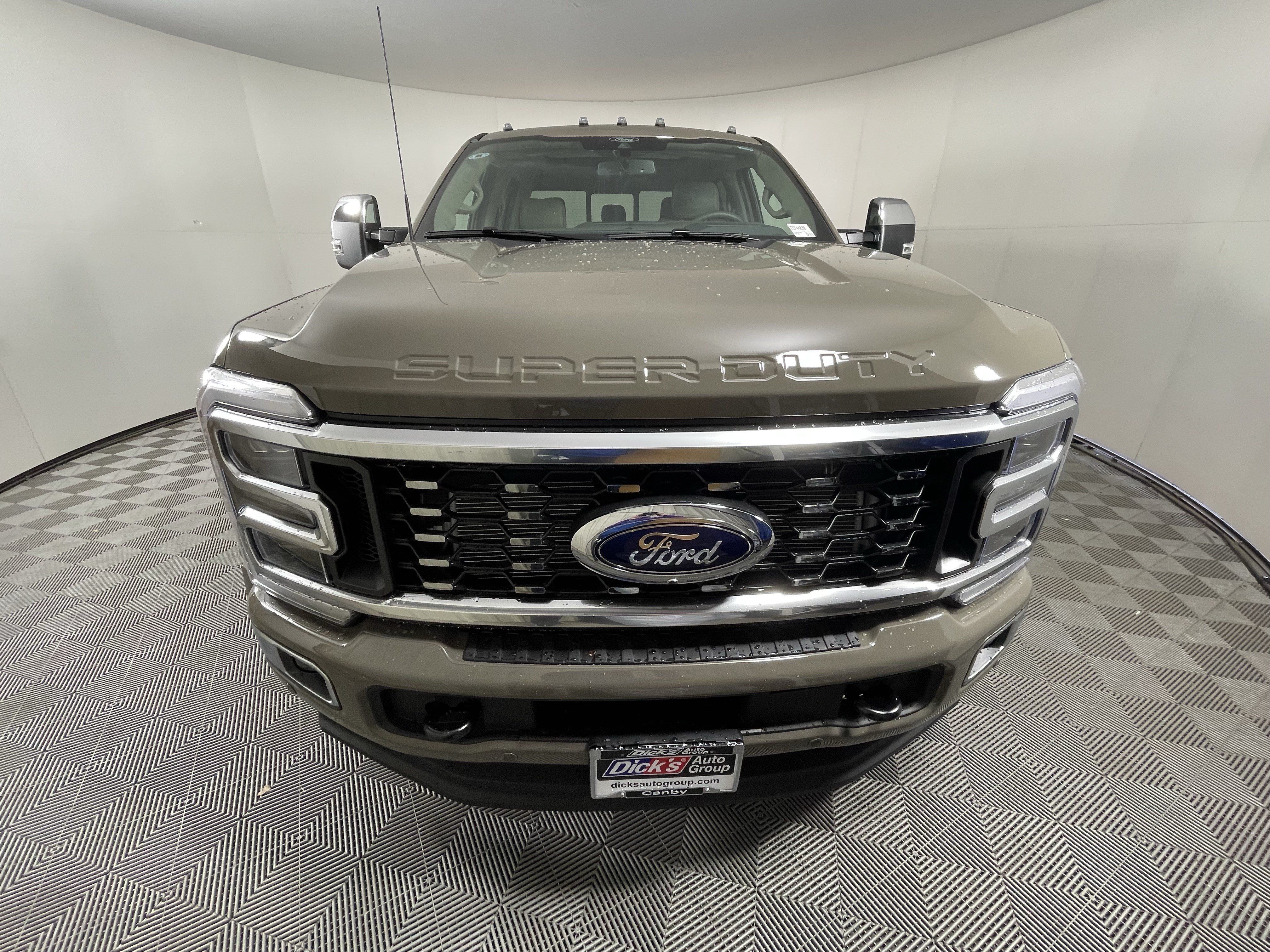 New 2026 Ford F450 Platinum w/ Platinum Plus Package AWD/4WD image 7