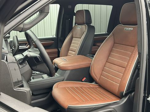 Used 2026 GMC Sierra 2500 Denali Ultimate w/ Max Trailering Package image 34