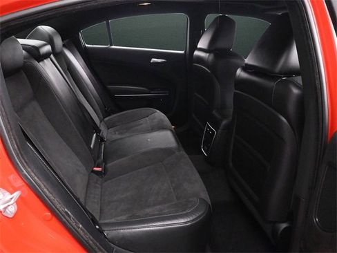 Used 2016 Dodge Charger R/T image 17